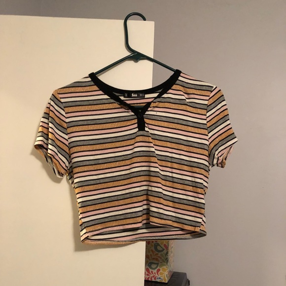 Cute crop top - Picture 1 of 2